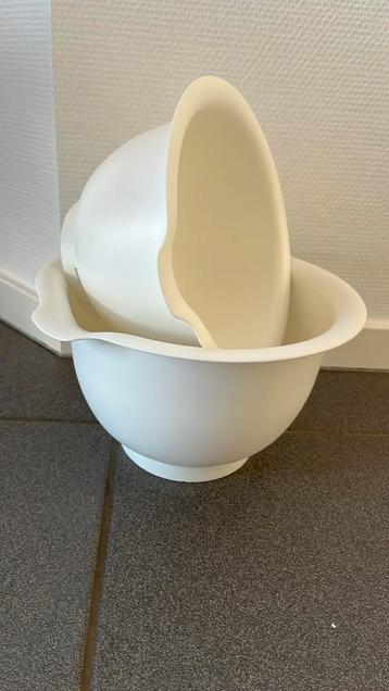 Beslagkommen set Ikea beschikbaar voor biedingen