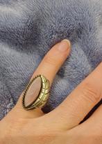 Vintage ring met roze steen, Sieraden, Tassen en Uiterlijk, Ringen, Ophalen of Verzenden, Dame, Roze