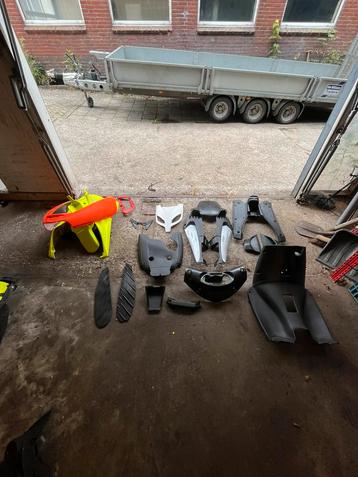 Aprilia SR Kappen beschikbaar voor biedingen