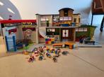 Playmobil school + gymzaal + scheikunde lokaal, Complete set, Ophalen of Verzenden, Zo goed als nieuw