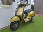 Vespa GTS300 GTS 300 SUPERSPORT HPE NIEUWSTAAT BJ 2023, 300 cc, Ophalen of Verzenden, Zo goed als nieuw, Benzine