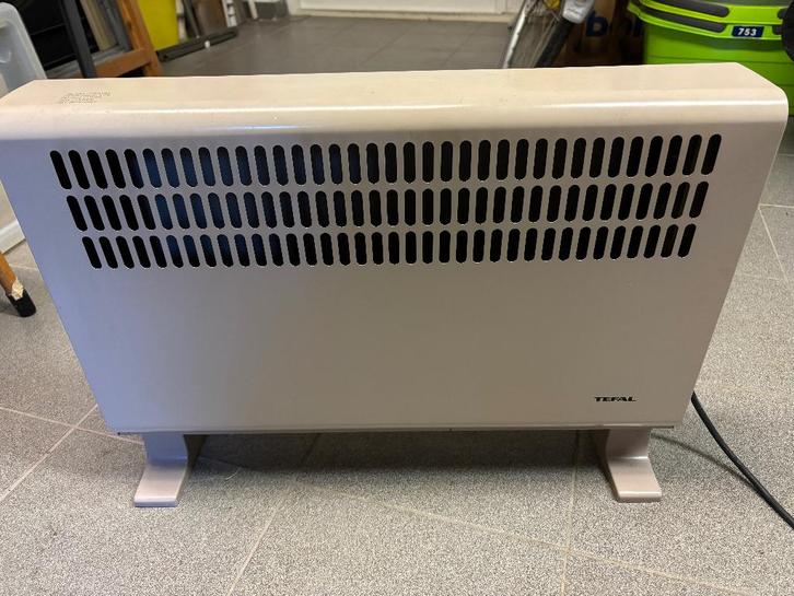 Tefal Convectorkachel CALOR 2000 Watt Staand model, Doe-het-zelf en Verbouw, Verwarming en Radiatoren, Gebruikt, Kachel, 800 watt of meer
