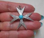 Zilveren vintage Maltezer kruis hanger met turquoise nr.918, Verzenden, Zo goed als nieuw, Kruis of Symbool, Zilver