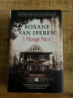 'T hooge nest-Roxane van Iperen-hardcover, Boeken, Ophalen of Verzenden, Zo goed als nieuw