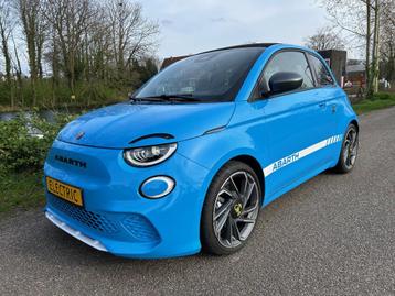 Abarth 500e 42 kWh 155pk 2023 Blauw Cabriolet beschikbaar voor biedingen