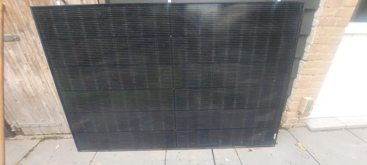 420 watt zonnepaneel met omvormer voor balkon of schutting, Doe-het-zelf en Verbouw, Zonnepanelen en Toebehoren, Zo goed als nieuw
