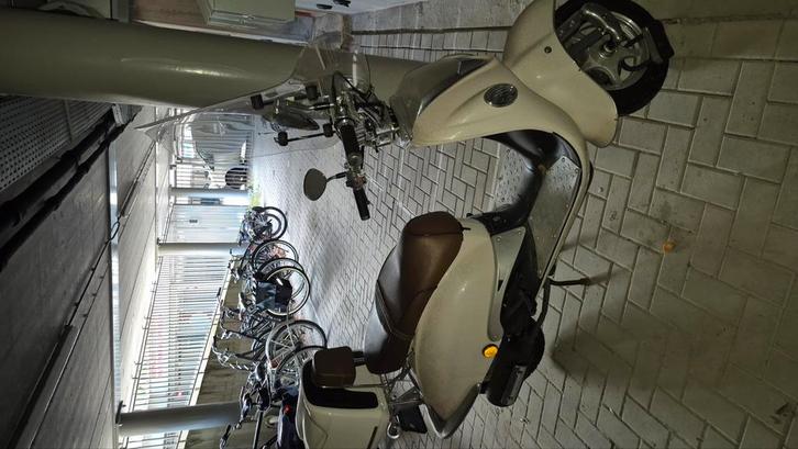 Znen Zn50qt-ks scooter, Fietsen en Brommers, Snorfietsen en Snorscooters, Ophalen