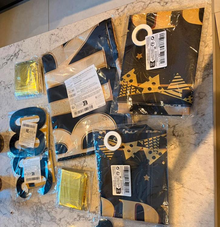 Versiering 30 jaar - Verjaardag, Hobby en Vrije tijd, Feestartikelen, Nieuw, Versiering, Verjaardag, Ophalen of Verzenden