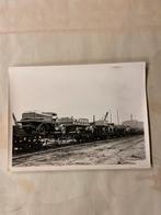 Vintage Foto Treinwagon met Auto's - Automobielmuseum Driebe, Ophalen