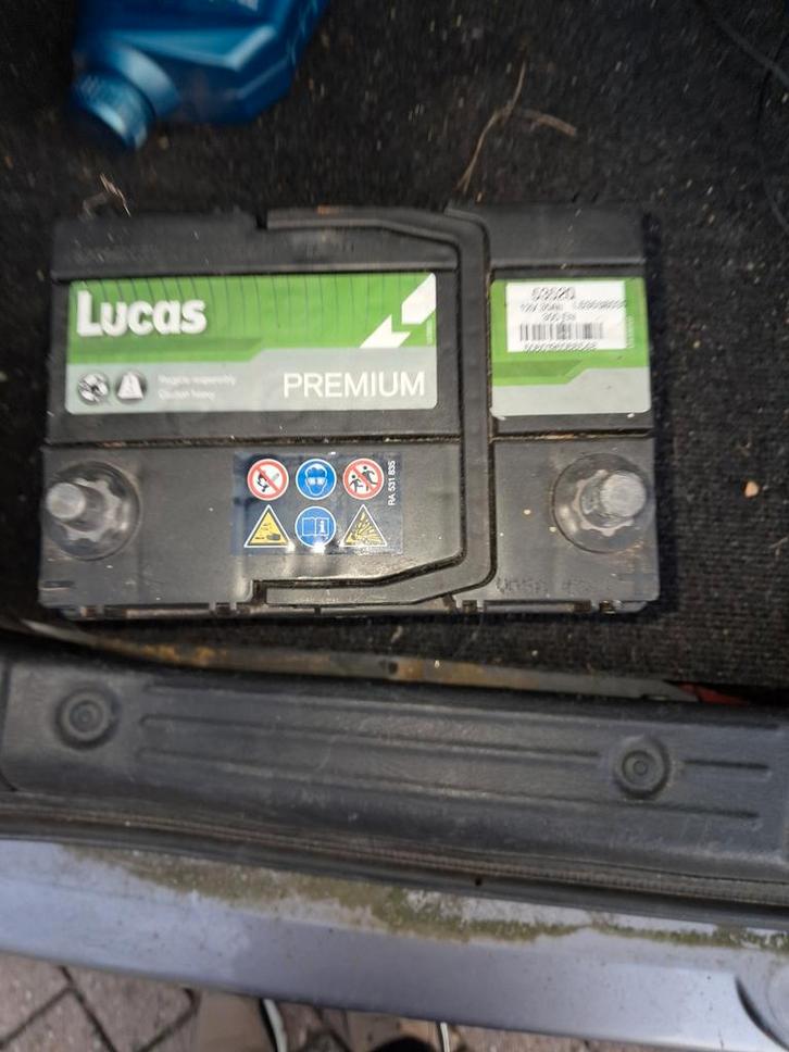 Accu lucas premium voor auto boot of caravan, Auto-onderdelen, Accu's en Toebehoren, Nieuw, Ophalen