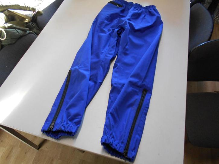 Regenbroek Blauw Trilaminaat maat 7585-8090 Nederlands leger, Caravans en Kamperen, Regenkleding, Nieuw, Dames, Heren, Ophalen of Verzenden