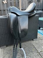 Arno Brandt dressuur zadel 17 inch medium boom, Dieren en Toebehoren, Ophalen of Verzenden, Gebruikt, Dressuur