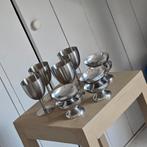 Vintage rvs coupes 6x en 4x bekers, Huis en Inrichting, Keuken | Servies, Overige materialen, Ophalen of Verzenden, Zo goed als nieuw