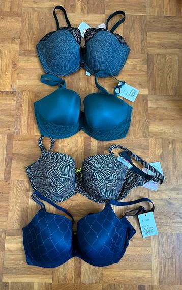 4x nieuwe Primadonna Twist bh’s, maat 70G. beschikbaar voor biedingen
