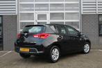 Toyota Auris 1.8 Hybrid Aspiration / Navigatie / Camera / N., Auto's, Toyota, Te koop, 98 pk, Zilver of Grijs, Hatchback