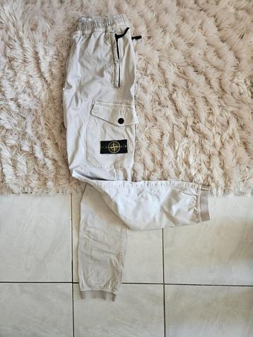 Stone Island Cargobroek Creme RE-T beschikbaar voor biedingen