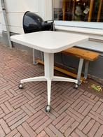 SALE: vintage tafel op wielen, witte kolomtafel, Ophalen