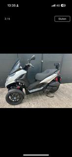 Rugsteun piaggio MP3 300 HPE, Motoren, Ophalen of Verzenden