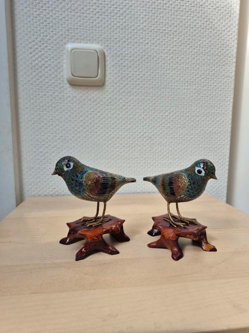 Cloisonné Vogels - 2 Stuks op Standaard, Antiek en Kunst, Antiek | Woonaccessoires, Ophalen of Verzenden