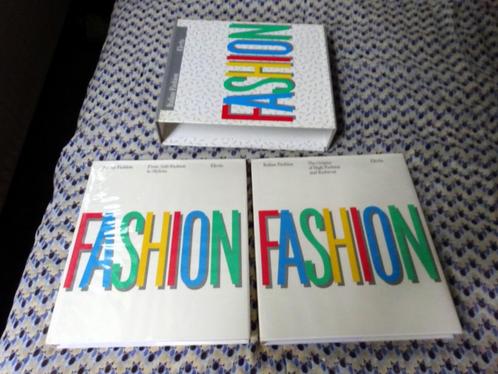 Italian Fashion (2 delig in cassette) * Engelstalig!, Boeken, Mode, Gelezen, Mode algemeen, Verzenden