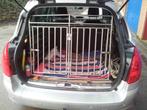 Hondenkooi / bench auto Peugeot 308 SW – op maat gemaakt, Ophalen, Gebruikt