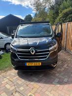 Renault Trafic GB 2.0 Blue dCi 150pk L2h1 T30 2022 Zwart, Auto's, Bestelauto's, Voorwielaandrijving, Stof, 4 cilinders, Metallic lak