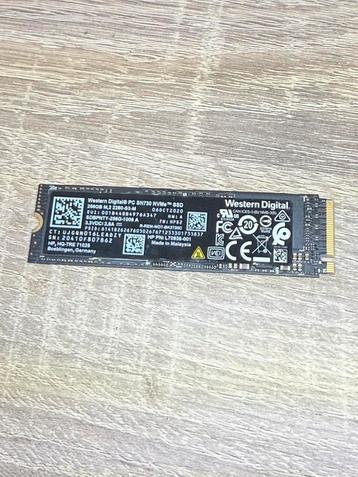 256GB A-merk NVME SSD 2280 beschikbaar voor biedingen