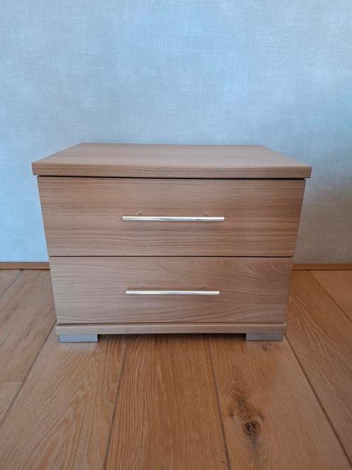 Nachtkastjes, 2 stuks, Huis en Inrichting, Slaapkamer | Nachtkastjes, Zo goed als nieuw, Minder dan 55 cm, 45 tot 65 cm, Hout