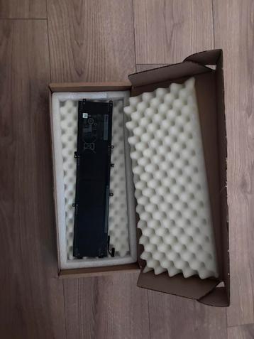 Dell XPS 15 9570 batterij origineel  beschikbaar voor biedingen