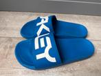 Oakley Blauwe Slippers Maat 44, Kleding | Dames, Ophalen, Zo goed als nieuw, Blauw, Slippers