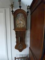 Friese staartklok met maanstand, Antiek en Kunst, Antiek | Klokken, Ophalen of Verzenden