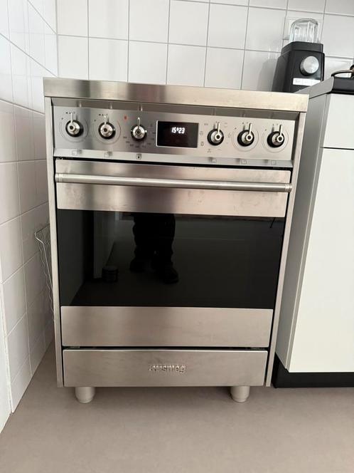 Mooi inductie RVS SMEG fornuis C6IMXI9, Witgoed en Apparatuur, Fornuizen, Gebruikt, Vrijstaand, Inductie, 4 kookzones, 85 tot 90 cm