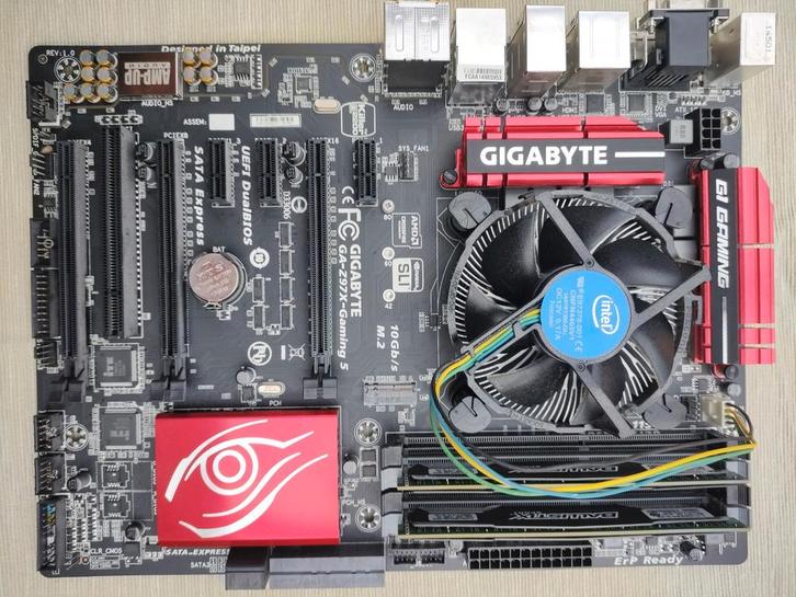 Gigabyte GA-Z97X-Gaming 5 + CPU + RAM, Computers en Software, Moederborden, Zo goed als nieuw, DDR3, Ophalen of Verzenden