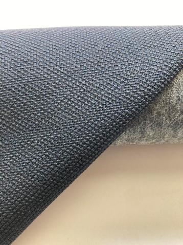 1.5 m Kvadrat SteelCut trio 3 0195 design meubelstof beschikbaar voor biedingen