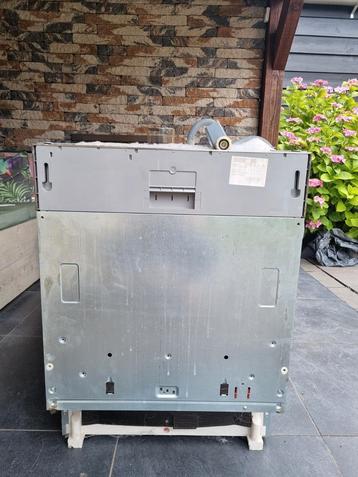 Inbouw vaatwasser Whirlpool. beschikbaar voor biedingen