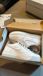 Custom nike air force 1 - oudroze (mt 38,5), Ophalen of Verzenden, Nieuw, Roze, Sneakers of Gympen