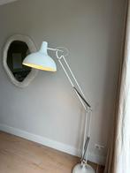 Verstelbare witte vloerlamp, Ophalen, Zo goed als nieuw, Metaal, 150 tot 200 cm