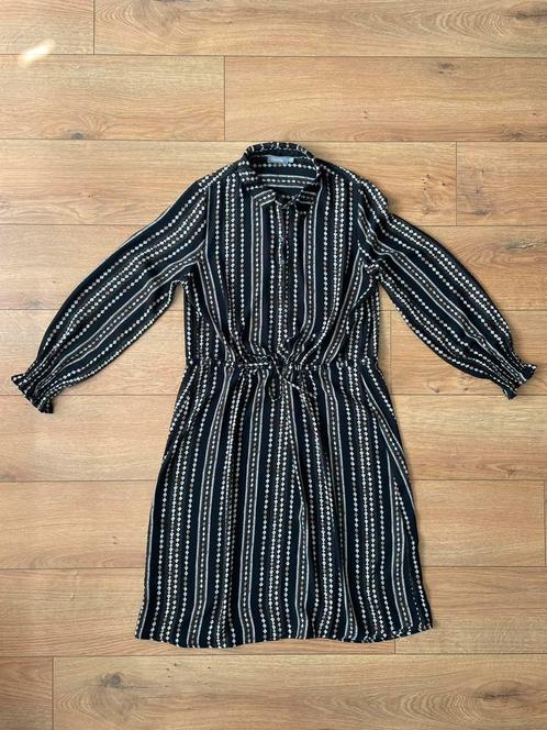 Geisha mooie zwarte jurk maat L/40, Kleding | Dames, Jurken, Zo goed als nieuw, Maat 38/40 (M), Zwart, Knielengte, Ophalen of Verzenden