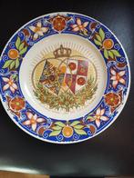 Herdenking (wand)bord Juliana en Bernhard, Ophalen of Verzenden, Gebruikt, Nederland, Servies