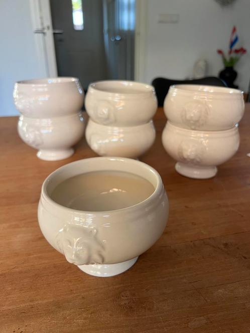 7x Leeuwenkop Soepkommen, Huis en Inrichting, Keuken | Servies, Gebruikt, Kom(men), Overige stijlen, Ophalen