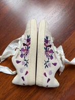 Puma Suede Floral Sneakers – EU 38 – Limited Edition, Ophalen of Verzenden, Zo goed als nieuw