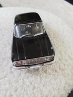 Toyota Crown, Hobby en Vrije tijd, Modelauto's | 1:43, Ophalen, Zo goed als nieuw, Auto, Universal Hobbies