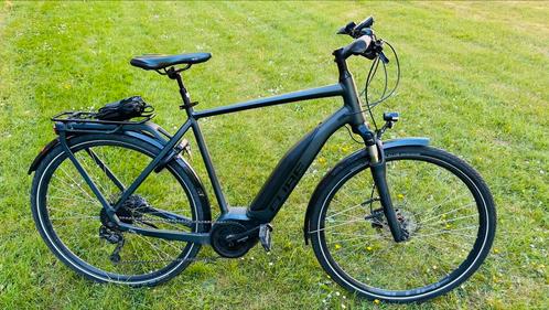 Mooie nette goede herenfiets E-bike Cube Touring 58cm 9speed, Fietsen en Brommers, Fietsen | Heren | Herenfietsen, Gebruikt, Overige merken
