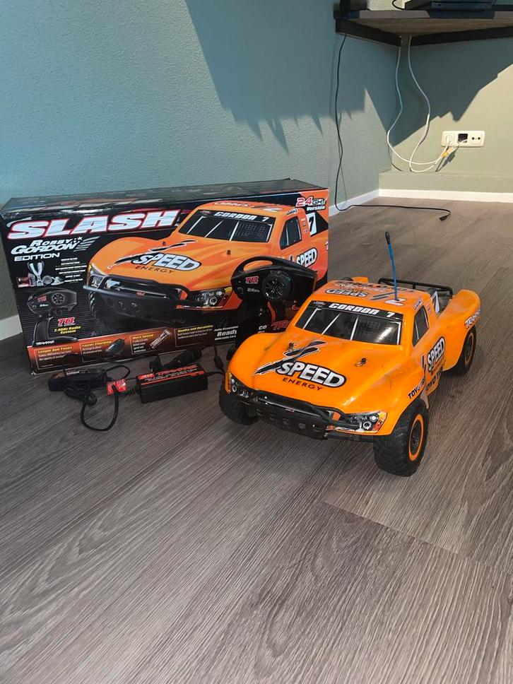 Traxxas Slash Robby Gordon Edition, Hobby en Vrije tijd, Modelbouw | Radiografisch | Auto's, Zo goed als nieuw, Ophalen