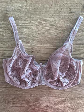 Prima donna 80E full cup huid kant beschikbaar voor biedingen