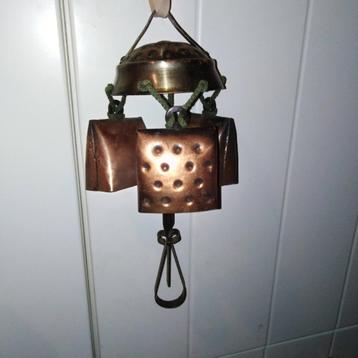 Windgong / Winkelbel beschikbaar voor biedingen