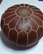 Nieuwe Marokkaanse handgemaakte leren poef, gevuld, Huis en Inrichting, Banken | Voetenbanken en Poefen, Minder dan 50 cm, Rond