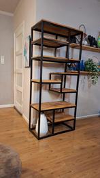 Mooie boekenkast mango hout en zwart metaal, Huis en Inrichting, Kasten | Boekenkasten, Met plank(en), 50 tot 100 cm, Zo goed als nieuw