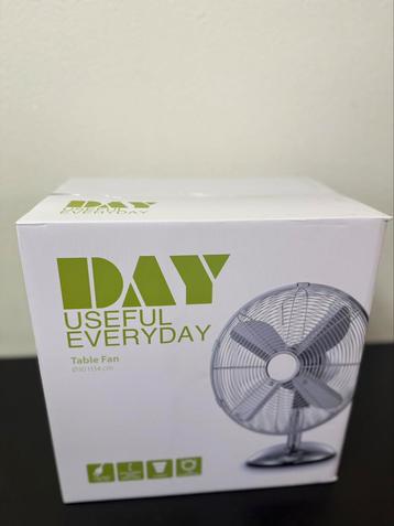 Ventilator DAY useful erveryday tafel fan nieuw beschikbaar voor biedingen
