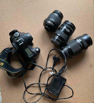 Nikon D50 met 3 lenzen en bijbehoren beschikbaar voor biedingen